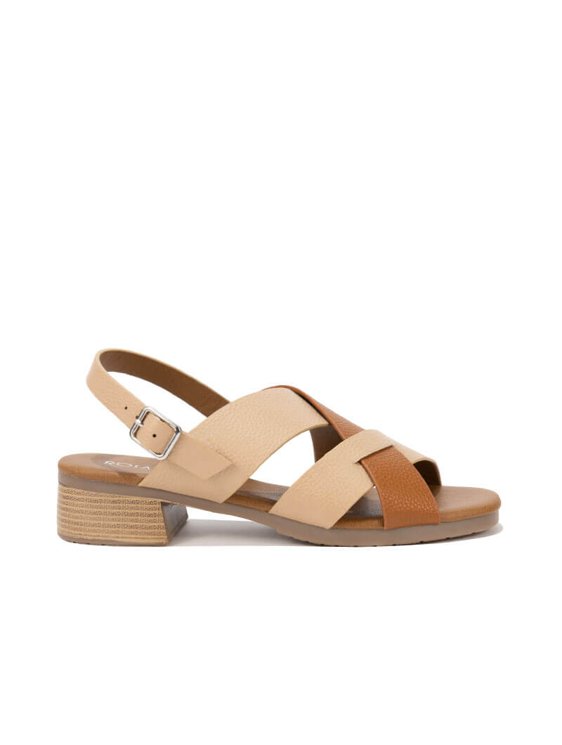 Sandales à brides croisées